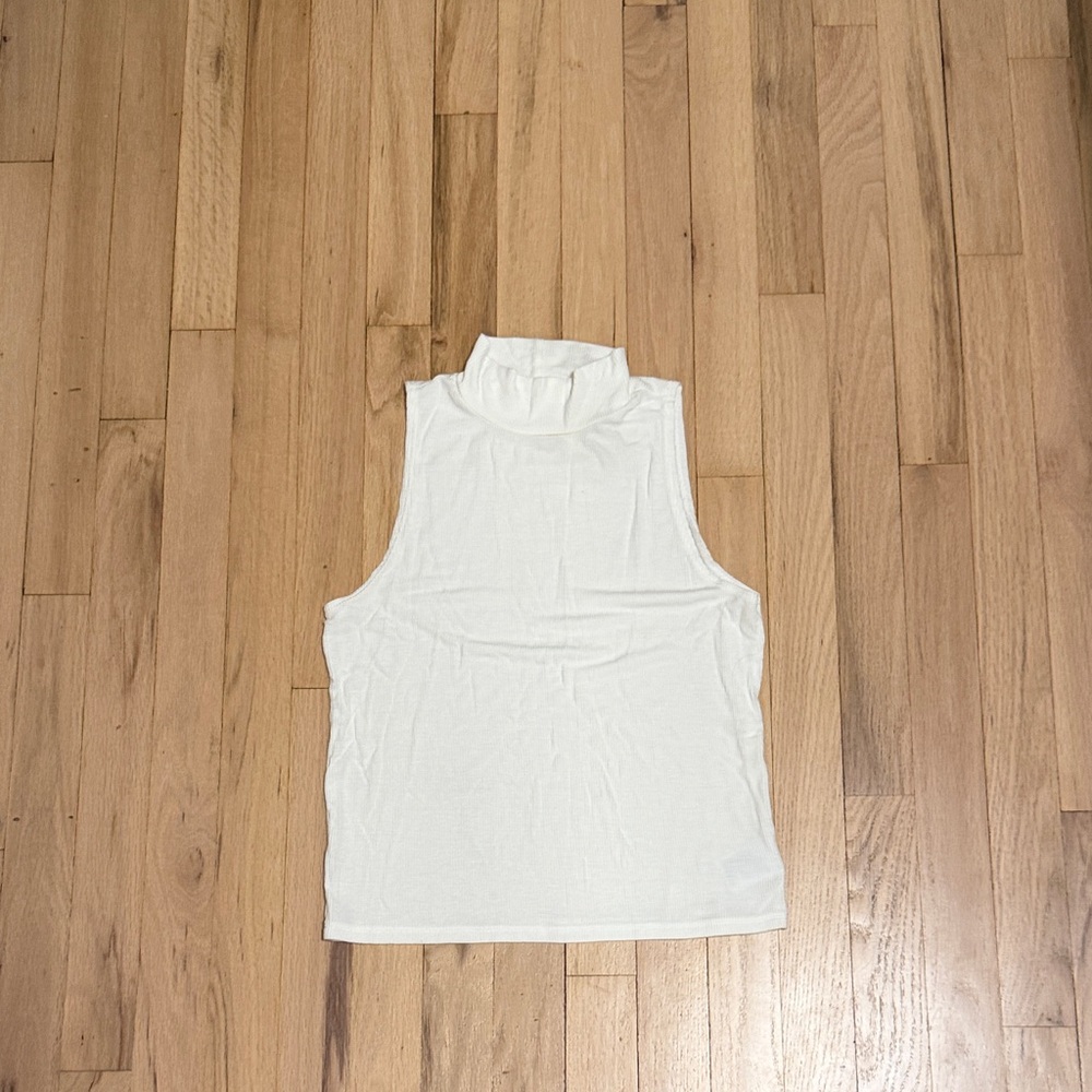 American Eagle Sleeveless White Turtleneck Top